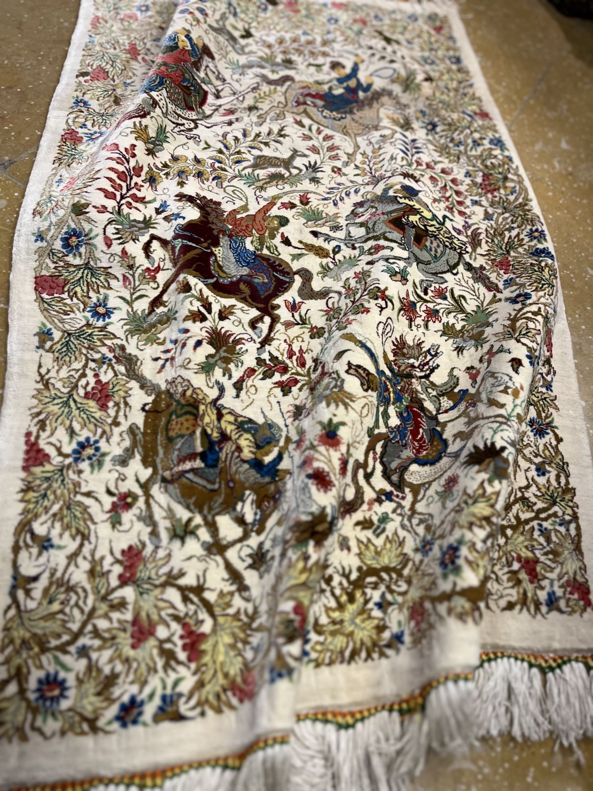 فرش تمام ابريشم قم